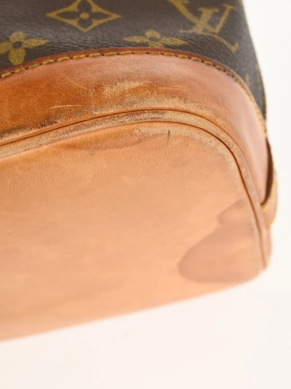 LOUIS VUITTON ALMA HANDBAG MONOGRAM - Picture 3 of 11